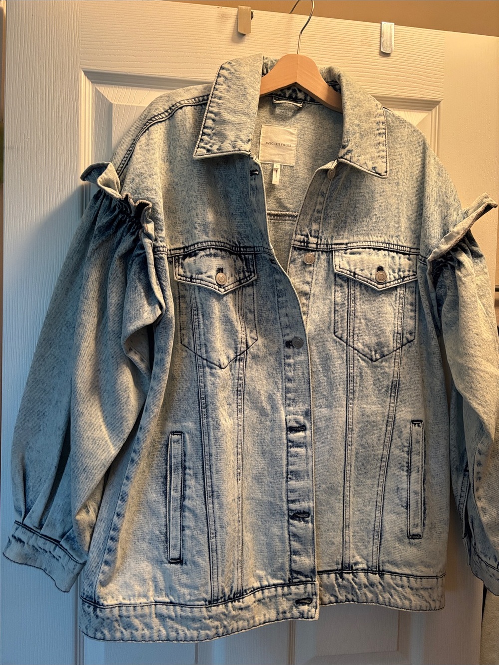 NWOT Vici-Light Wash Denim Jacket with Ruffle Shoulder Detail - Women